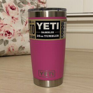 YETI Rambler 20 oz Stainless Steel Vacuum Insulated Tumbler w/MagSlider Lid
